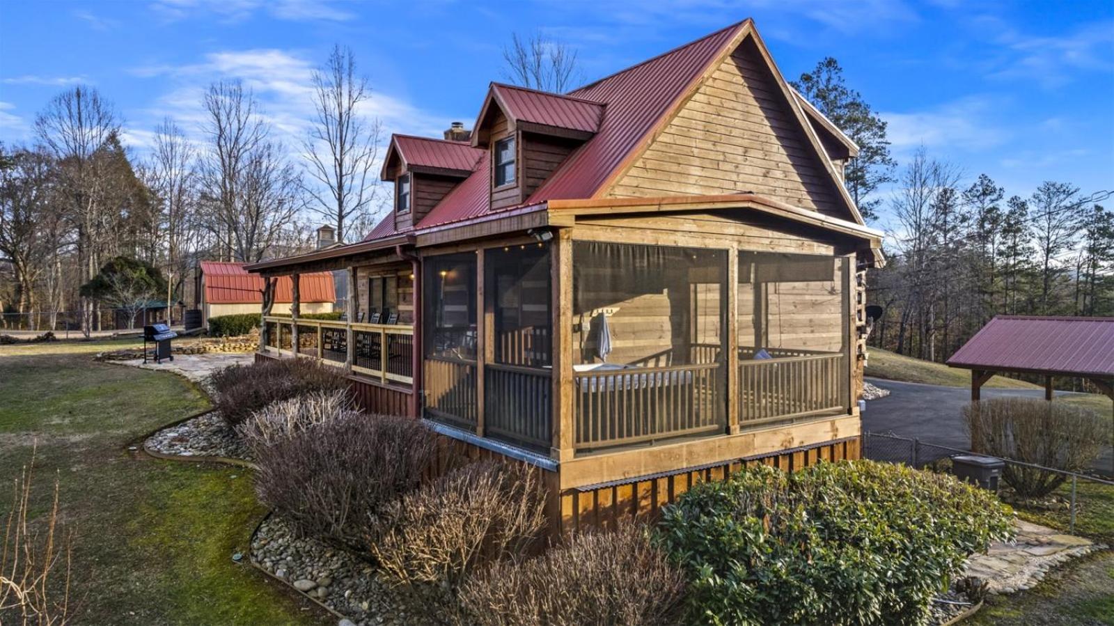 Hidden Star Hideaway-Blackberry Farm-Smoky Mtn Nat Park-Hot Tub- Fire Pit- Fenced Yard- Pet Friendly Walland 외부 사진